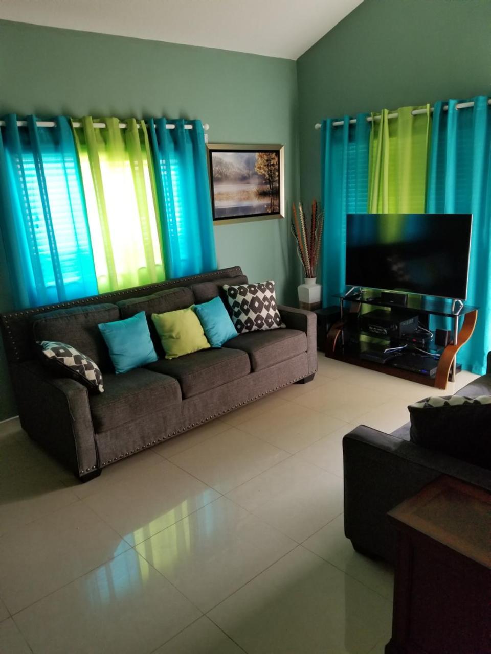 Caymanas Estate Beautiful Two Bedroom Suites Portmore Exteriör bild